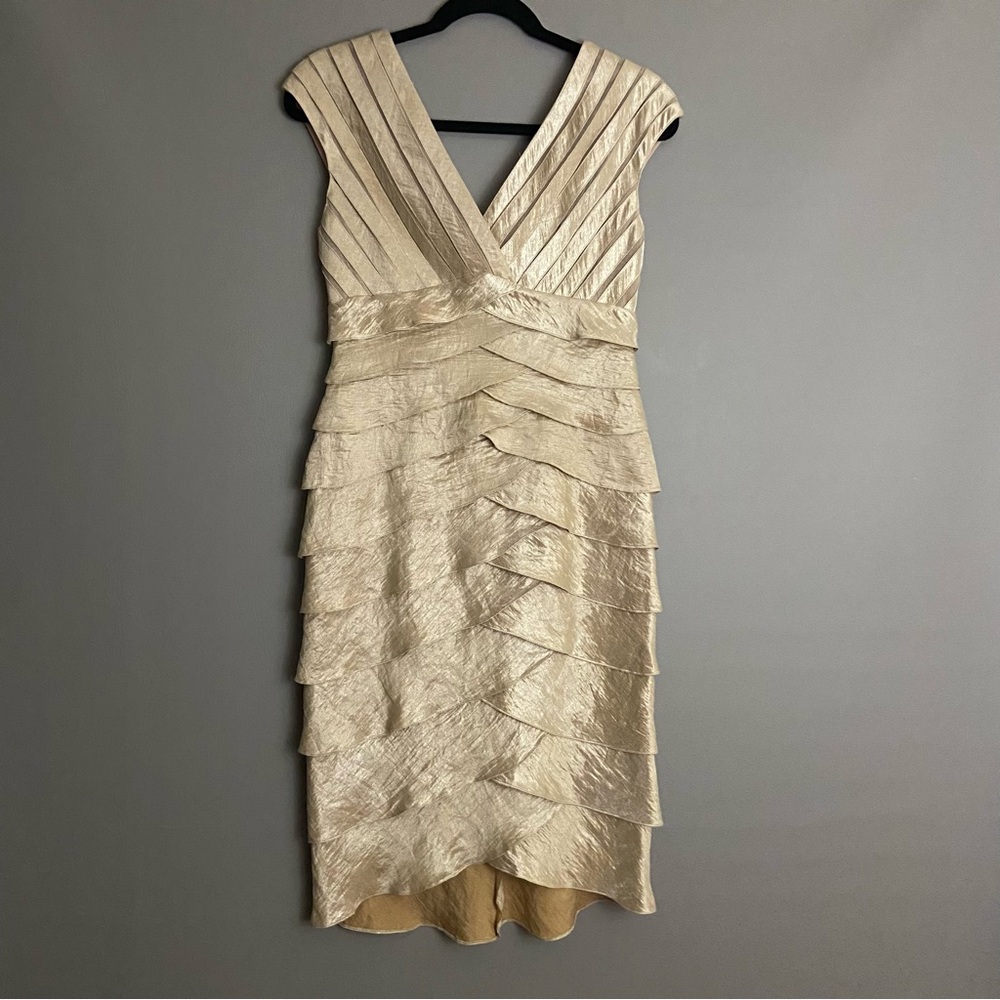 Adrianna Papell V Neck, contoured layered skirt  
Dress  - Cream/Gold - Size 4